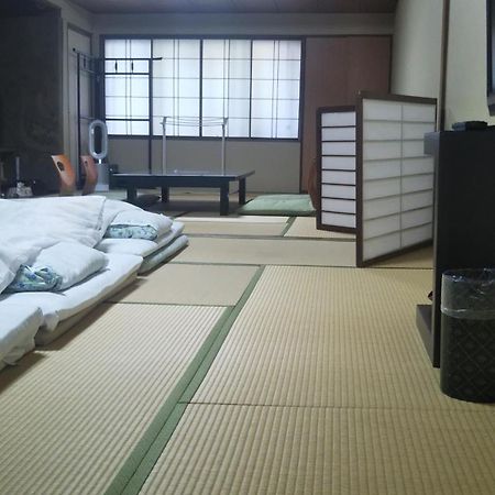 Kikunoya Ryokan Kanazawa Esterno foto